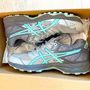 Women’s ASICS Gel Sonoma 3